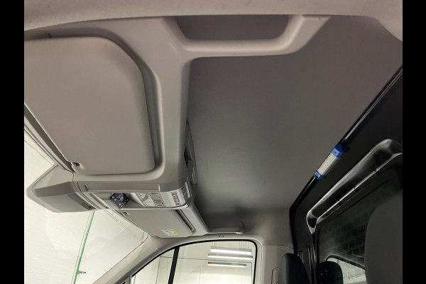 Volkswagen Crafter Automaat DSG Servicewagen 35 2.0 TDI 140pk L3H3 Highline Sortimo kasten Victron v230 Standkachel RIJKLAARPRIJS
