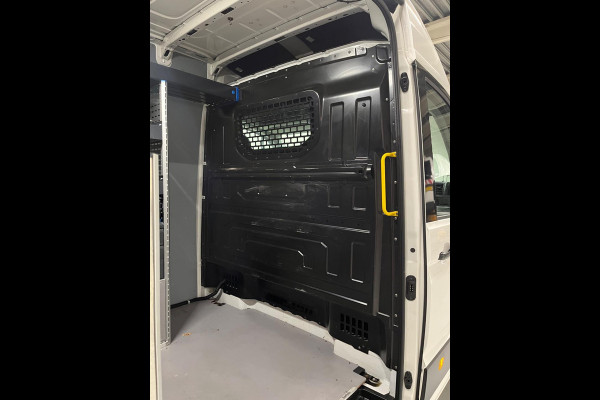 Volkswagen Crafter Automaat DSG Servicewagen 35 2.0 TDI 140pk L3H3 Highline Sortimo kasten Victron v230 Standkachel RIJKLAARPRIJS