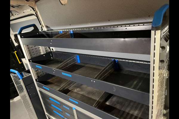 Volkswagen Crafter Automaat DSG Servicewagen 35 2.0 TDI 140pk L3H3 Highline Sortimo kasten Victron v230 Standkachel RIJKLAARPRIJS