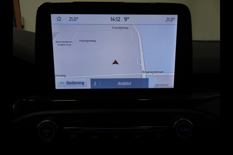 Ford FOCUS Wagon 1.0 EcoBoost ST Line Business NAVI/CAMERA/CLIMA/HEAD-UP/LED/17"LMV!