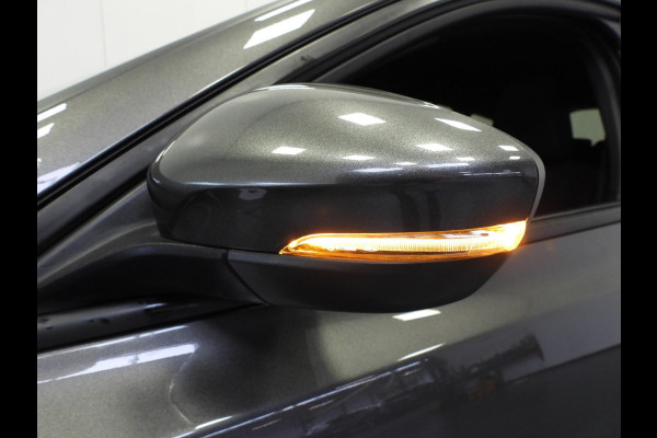 Ford FOCUS Wagon 1.0 EcoBoost ST Line Business NAVI/CAMERA/CLIMA/HEAD-UP/LED/17"LMV!