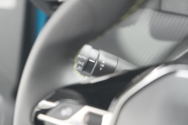 Peugeot e-2008 EV GT 50 kWh | Camera | Navigatie | Apple Carplay | Parkeersensoren