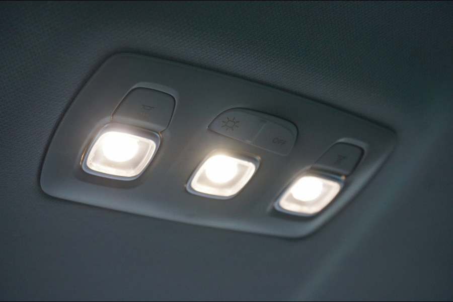 Renault Mégane Estate 160PK PHEV Business ed. AUT. | LEDER | PARK ASSIST | BLUETOOTH