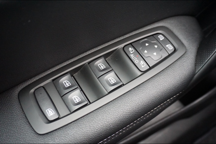 Renault Mégane Estate 160PK PHEV Business ed. AUT. | LEDER | PARK ASSIST | BLUETOOTH