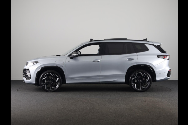 Volkswagen Tayron 1.5 eHybrid R-Line Edition 204PK | Automaat (DSG) | Panoramadak | Black Style pakket | Wegklapbare trekhaak | Verlengde garantie