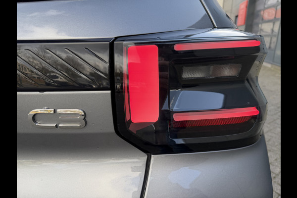 Citroën C3 100pk Max (Camera - Navigatie - Automatische Airco - LED - 17"- Apple Carplay - Draadloos laden - Two Tone)