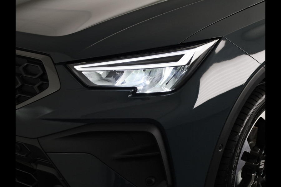 Seat Arona FR Business Connect 1.0 EcoTSI 70 kW / 95 PK SUV 5 | Bucket Seats | 18 inch Velgen 'Performance Machined' | Stoelverwarming | Adaptive Cruise Control | Achteruitrij Camera | Sensoren V+A