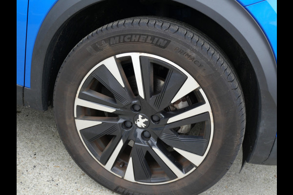 Peugeot e-2008 EV GT-PACK 50 kWh | A.C.C | 3D COCKPIT | TREKHAAK | ALCANTARA LEER!!