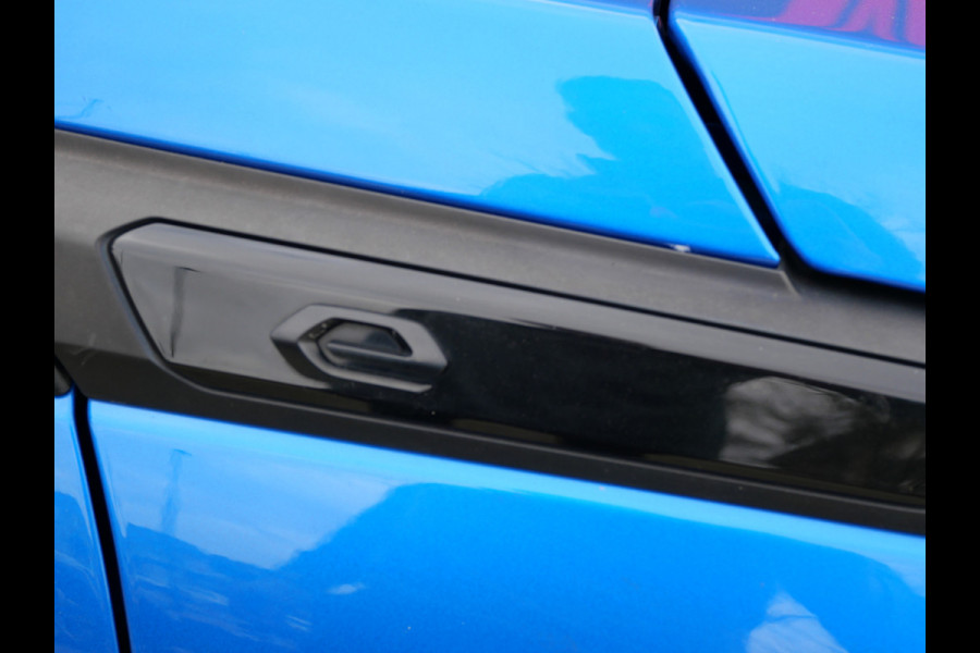 Peugeot e-2008 EV GT-PACK 50 kWh | A.C.C | 3D COCKPIT | TREKHAAK | ALCANTARA LEER!!