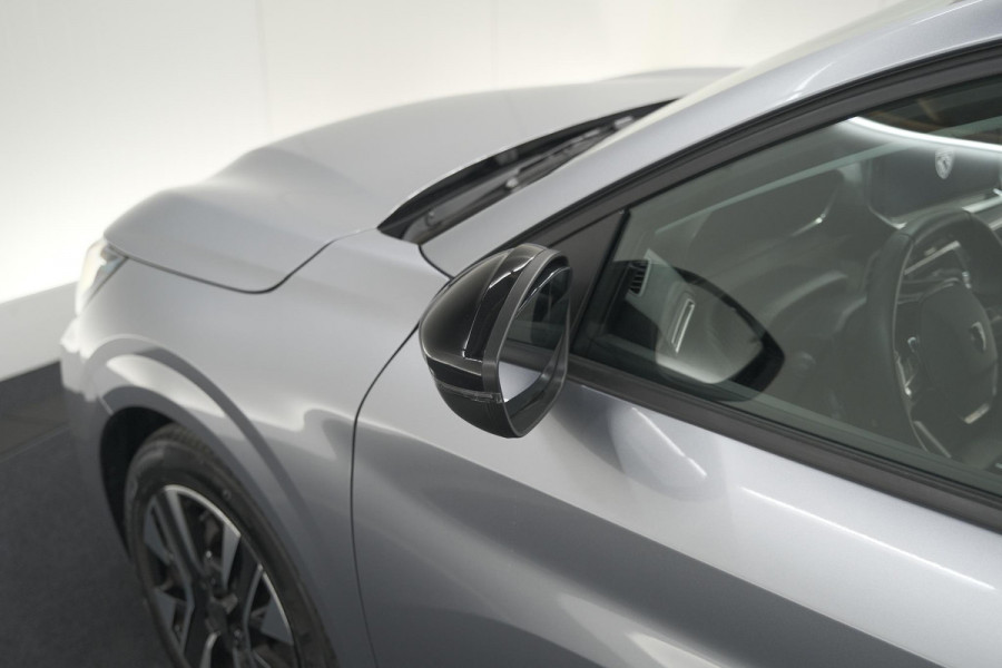 Peugeot 208 PureTech 100 Allure | Apple Carplay | Parkeersensoren | Climate Control