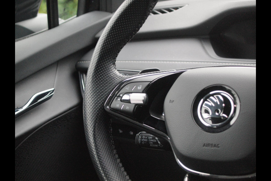 Škoda ENYAQ iV 80 Sportline | SOH 93% | Camera | Trekhaak | Sfeerverlichting | Sportstoelen | Cruise Control |