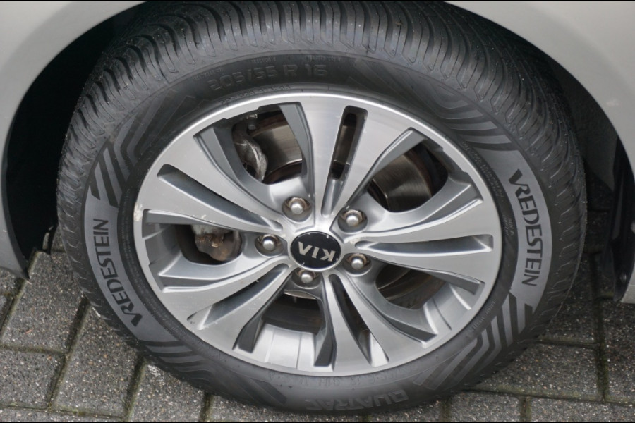 Kia Venga 1.4 Edition | HOGE ZIT | TREKHAAK | PANO | CLIMA | CAMERA