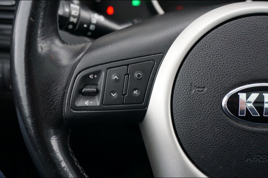 Kia Venga 1.4 Edition | HOGE ZIT | TREKHAAK | PANO | CLIMA | CAMERA