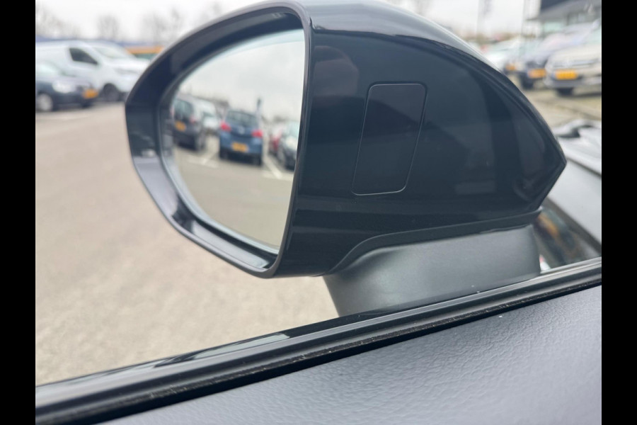 Audi A6 Avant 55 TFSI e quattro Competition 367 PK HUD Pano 360 Trekhaak