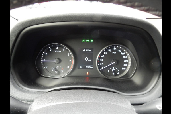 Hyundai i30 1.0 T-GDI*NAVI*CR CONTR*CAMERA*KEYLESS*