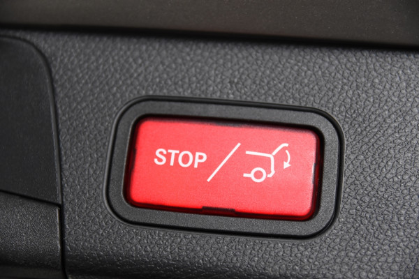 Mercedes-Benz C-Klasse 300 e T *1ste Eigenaar*Leer*Trekhaak*E-Stoelen*