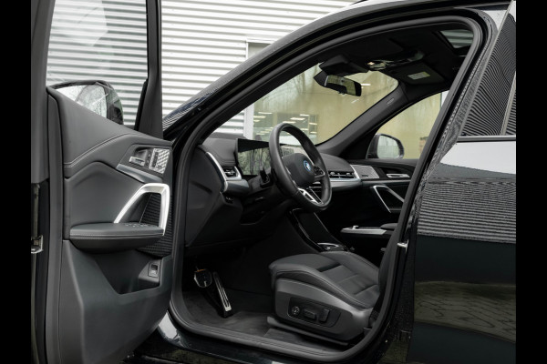 BMW X1 xDrive25e M-Sport - Pano - Memory + Masssagezetel - Driving Ass Prof