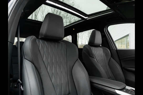 BMW X1 xDrive25e M-Sport - Pano - Memory + Masssagezetel - Driving Ass Prof