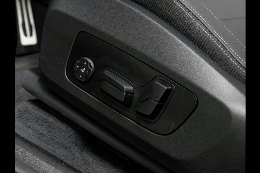 BMW X1 xDrive25e M-Sport - Pano - Memory + Masssagezetel - Driving Ass Prof