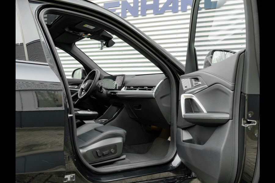 BMW X1 xDrive25e M-Sport - Pano - Memory + Masssagezetel - Driving Ass Prof