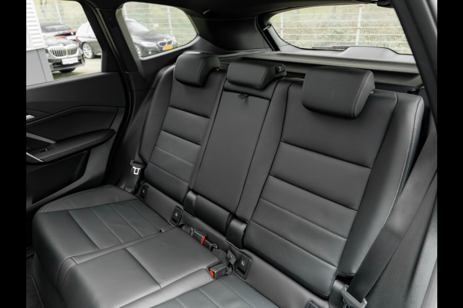 BMW X1 xDrive25e M-Sport - Pano - Memory + Masssagezetel - Driving Ass Prof