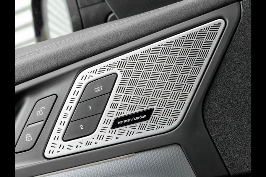 BMW X1 xDrive25e M-Sport - Pano - Memory + Masssagezetel - Driving Ass Prof