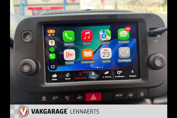 Fiat Panda 1.0 Hybrid Cross (BOVAG/RIJKLAARPRIJS)