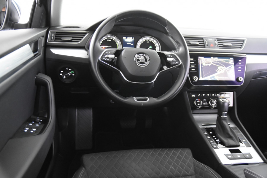 Škoda Superb Combi 1.4 TSI iV Hybrid *1ste Eigenaar*Navigatie*Stoelverwarming*