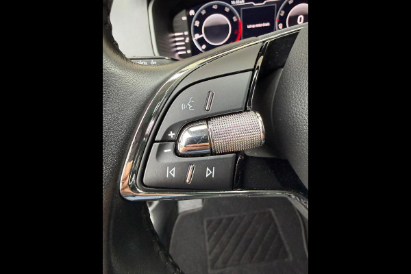 Škoda Karoq 1.0 TSI Business Edition