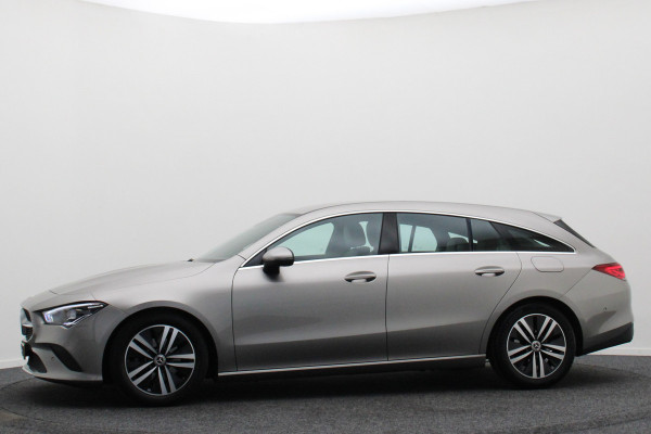 Mercedes-Benz CLA-Klasse Shooting Brake 180 Business Solution Luxury Leer, Camera, Apple Carplay, Sfeerverlichting, LED, PDC