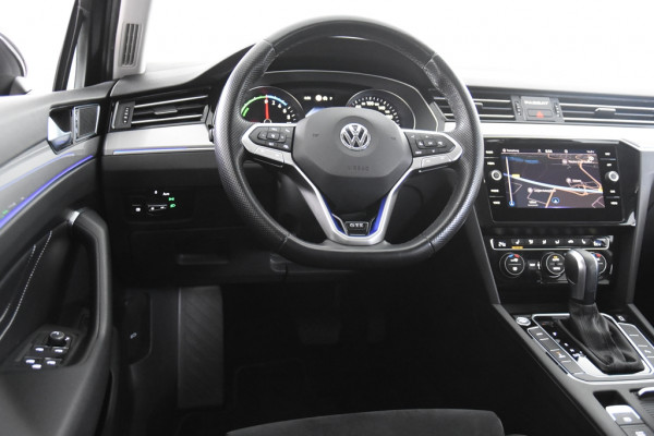 Volkswagen Passat Variant 1.4 TSI GTE Highline *1ste Eigenaar*Leer*Navigatie*Trekhaak*