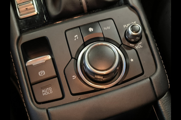 Mazda CX-3 2.0 SkyActiv-G 120 GT-M AUTOMAAT Rijklaar + 12 maanden Bovag-garantie Henk Jongen Auto's in Helmond,  al 50 jaar service zoals 't hoort!