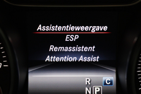 Mercedes-Benz CLA-Klasse Shooting Brake 180 Business Solution AMG Night Upgrade Automaat Panoramadak, LED, Camera, Navigatie, Stoelverwarming, PDC, 18"