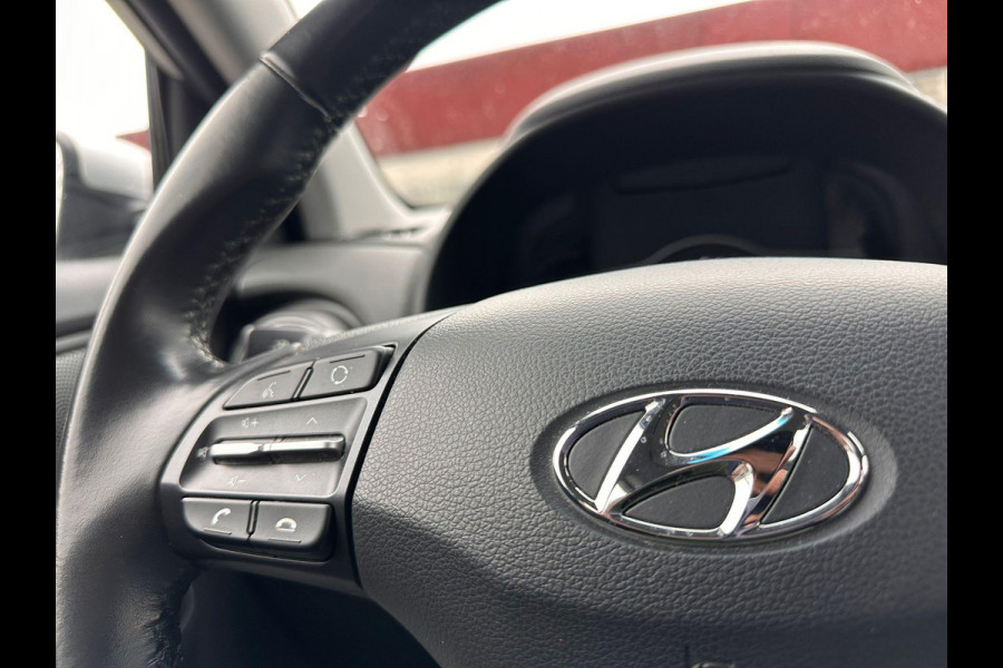 Hyundai Kona EV Comfort 64 kWh | SOH: 95,3% | 3 Fase | Warmtepomp | Navi | Adaptive CC | Climate |