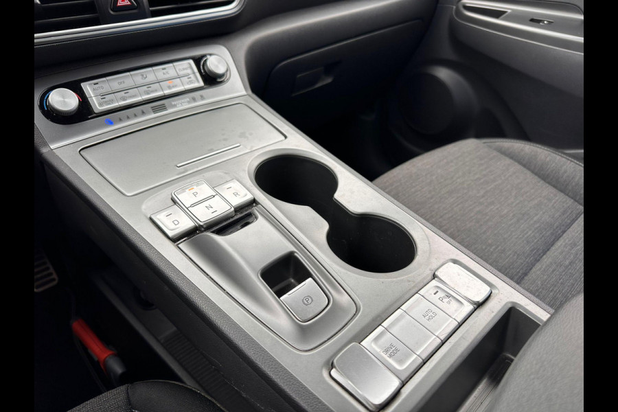 Hyundai Kona EV Comfort 64 kWh | SOH: 95,3% | 3 Fase | Warmtepomp | Navi | Adaptive CC | Climate |