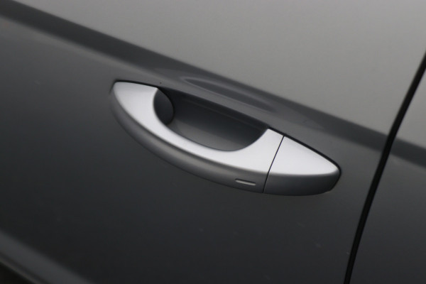 Seat Leon ST 1.0 EcoTSI Style Business Intense Climate, Apple Carplay, Keyless, Trekhaak, PDC