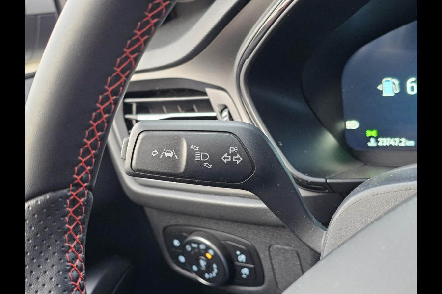 Ford FOCUS Wagon 1.0 EcoBoost Hybrid ST Line X 155pk | Trekhaak afneembaar | Panoramadak | Bang&Olufsen | Adaptive cruise control | Winter Pack | All season banden | Camera