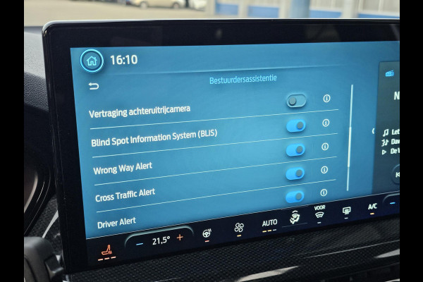 Ford FOCUS Wagon 1.0 EcoBoost Hybrid ST Line X 155pk | Trekhaak afneembaar | Panoramadak | Bang&Olufsen | Adaptive cruise control | Winter Pack | All season banden | Camera