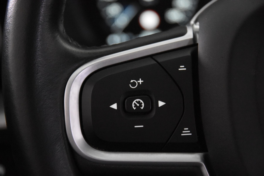 Volvo XC60 2.0 Recharge T8 AWD Inscription *1ste Eigenaar*Panoramadak*Standkachel*