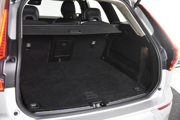 Volvo XC60 2.0 Recharge T8 AWD Inscription *1ste Eigenaar*Panoramadak*Standkachel*