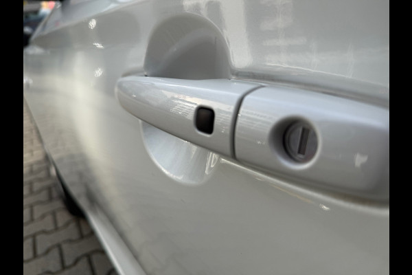 Suzuki Swift 1.2 Style Smart Hybrid Automaat (BOVAG/RIJKLAARPRIJS)