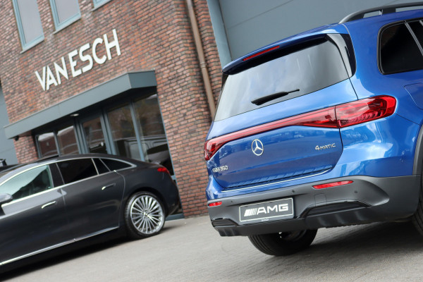 Mercedes-Benz EQB 350 4MATIC AMG Line 71 kWh | 7pers. | Distronic | Panoramadak | Memory | Burmester | HUD | Surround Camera | Verwarmd Stuurwiel | Nightpakket | Augmented Reality |