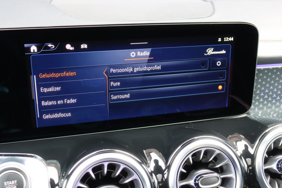 Mercedes-Benz EQB 350 4MATIC AMG Line 71 kWh | 7pers. | Distronic | Panoramadak | Memory | Burmester | HUD | Surround Camera | Verwarmd Stuurwiel | Nightpakket | Augmented Reality |