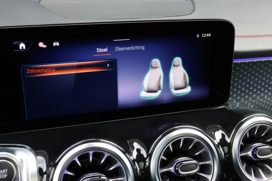 Mercedes-Benz EQB 350 4MATIC AMG Line 71 kWh | 7pers. | Distronic | Panoramadak | Memory | Burmester | HUD | Surround Camera | Verwarmd Stuurwiel | Nightpakket | Augmented Reality |