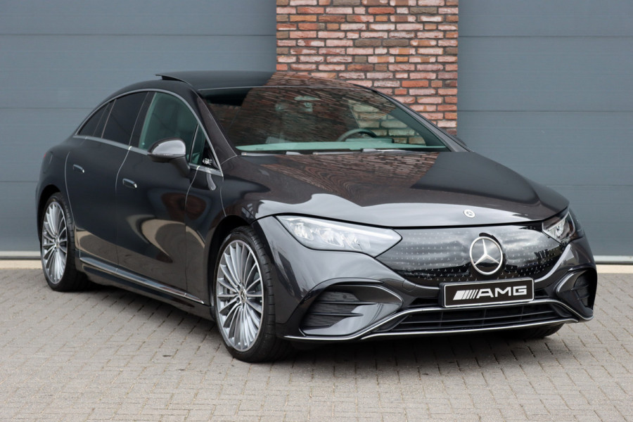 Mercedes-Benz EQE 300 AMG Line 90 kWh | Airmatic | Distronic | Panoramadak | Warmtepomp | Memory | Keyless Go | Camera | Dodehoekassistent | High Perf. LED |