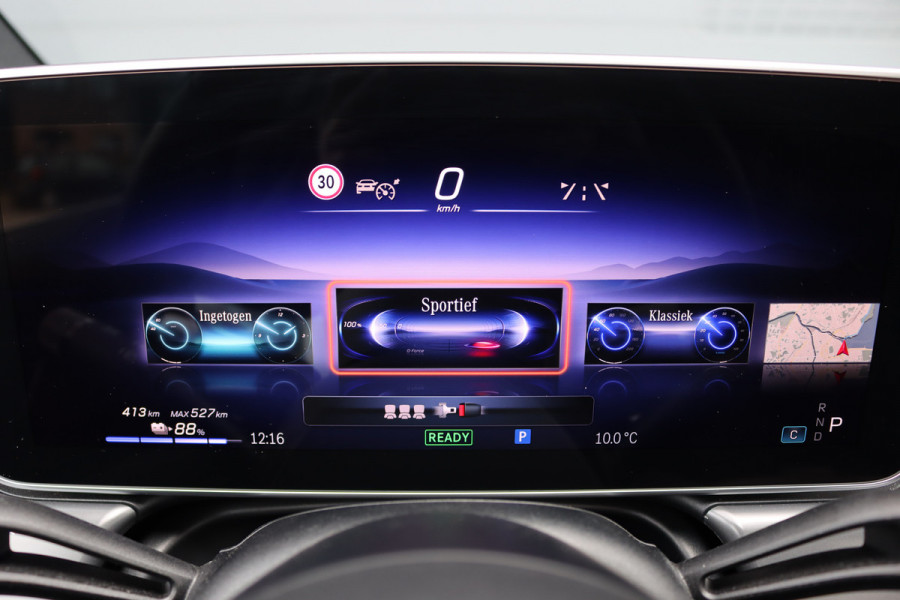 Mercedes-Benz EQE 300 AMG Line 90 kWh | Airmatic | Distronic | Panoramadak | Warmtepomp | Memory | Keyless Go | Camera | Dodehoekassistent | High Perf. LED |