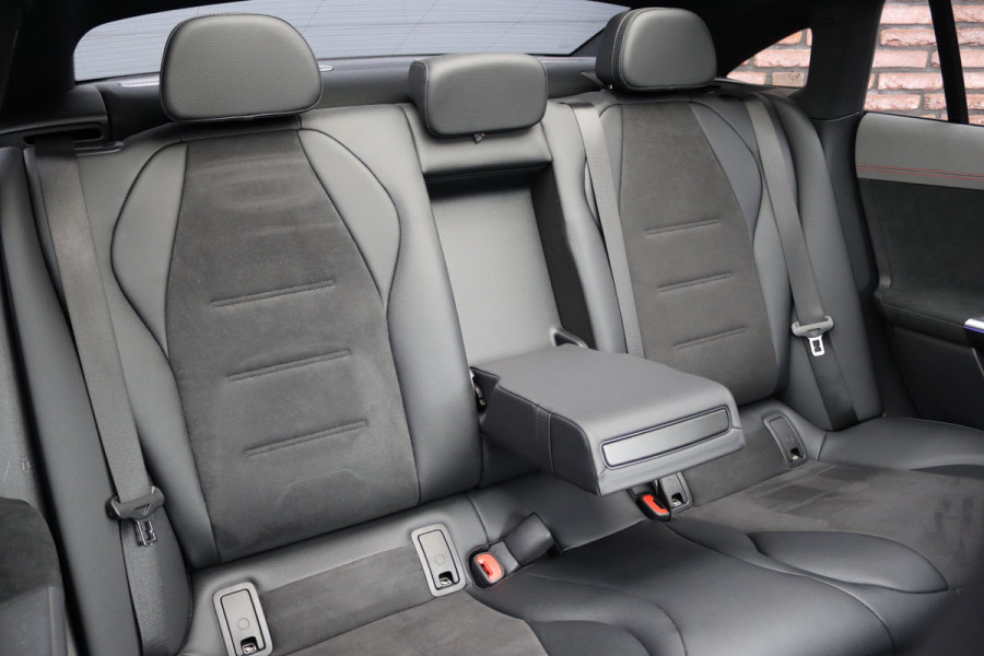 Mercedes-Benz EQE 300 AMG Line 90 kWh | Airmatic | Distronic | Panoramadak | Warmtepomp | Memory | Keyless Go | Camera | Dodehoekassistent | High Perf. LED |