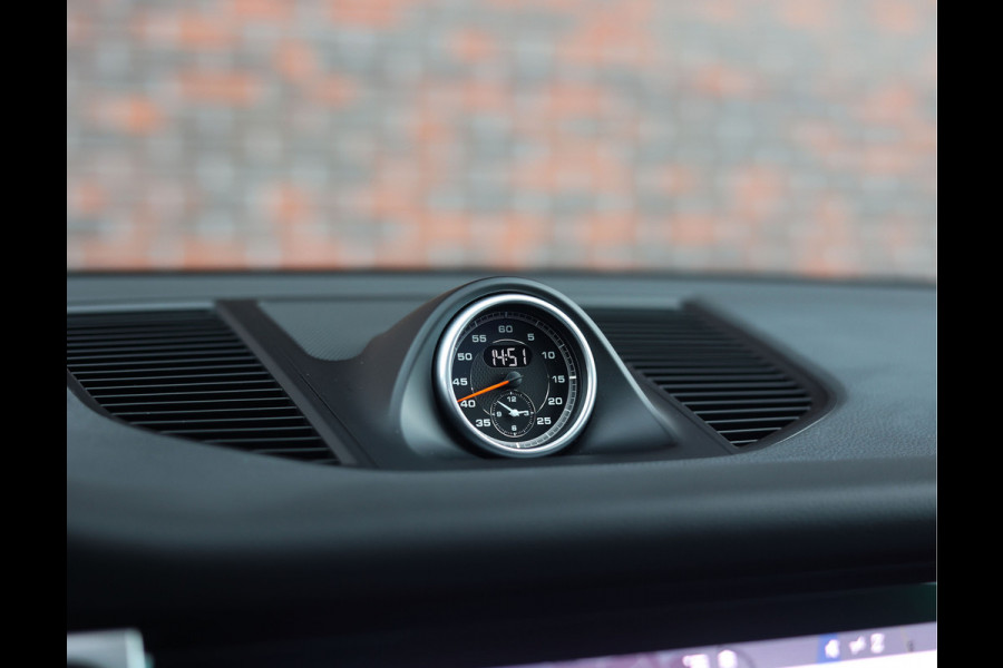 Porsche Macan 2.0 | Sport Chrono - Pano - Luchtvering