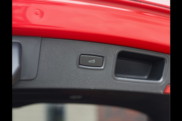 Porsche Macan 2.0 | Sport Chrono - Pano - Luchtvering