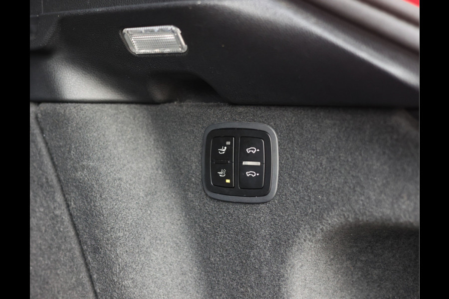 Porsche Macan 2.0 | Sport Chrono - Pano - Luchtvering